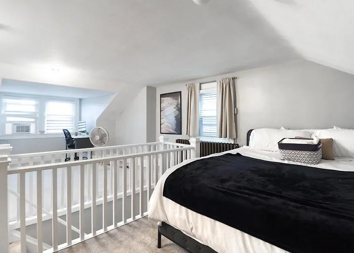 Hébergement de vacances Walkable Group Getaway! 5 Mi To Dtwn